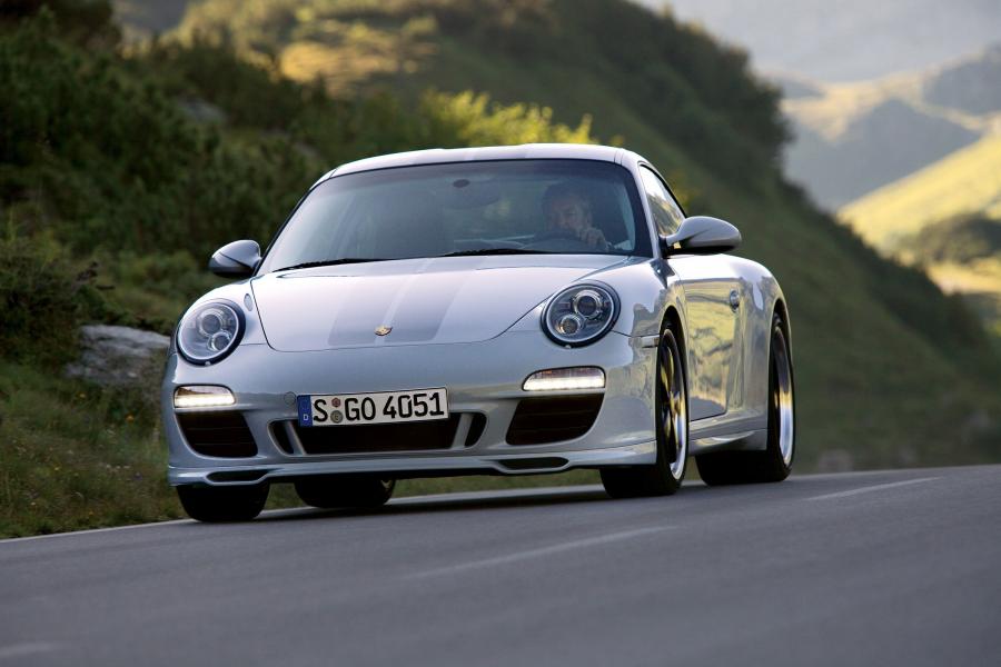  Porsche 911 Sport Classic 2010 года  (фото 5 из 9)
